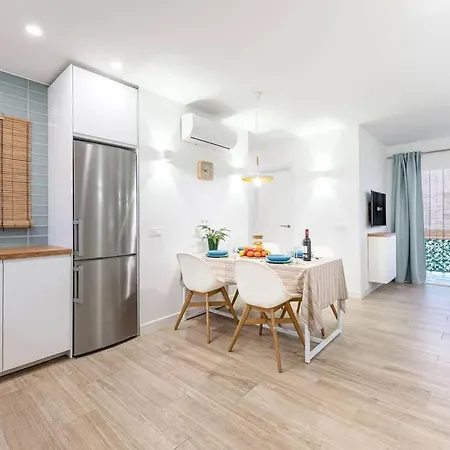 Vivendos - Tr10 - Miramar Апартаменты